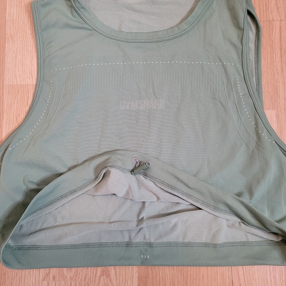 Gymshark crop tank - Picture 1 of 3